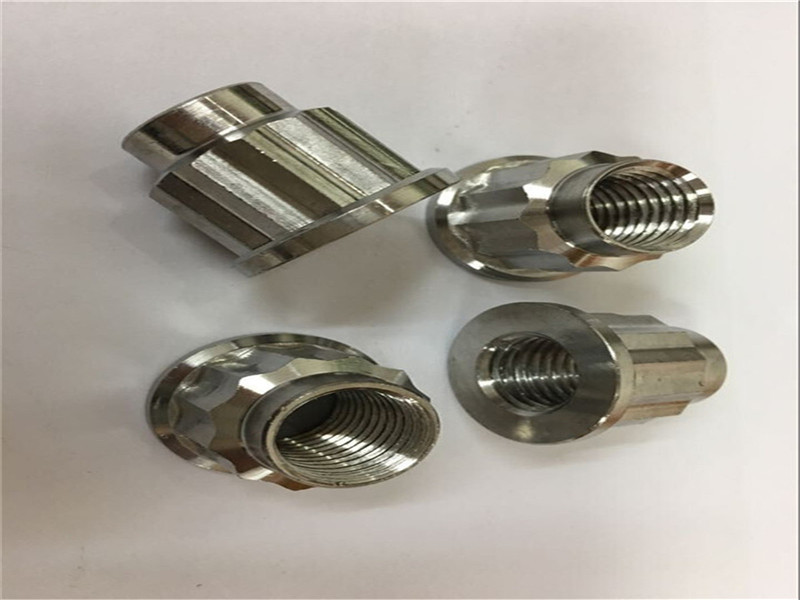 Ang tagtapos sa OEM & ODM tag-pamantalaan standard nga stainless steel screw nuts ug bolts pabrika China